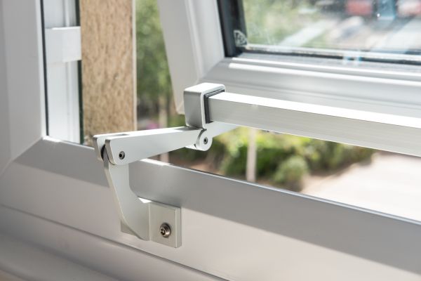 Cost of Hinged Window Repair in Columbus