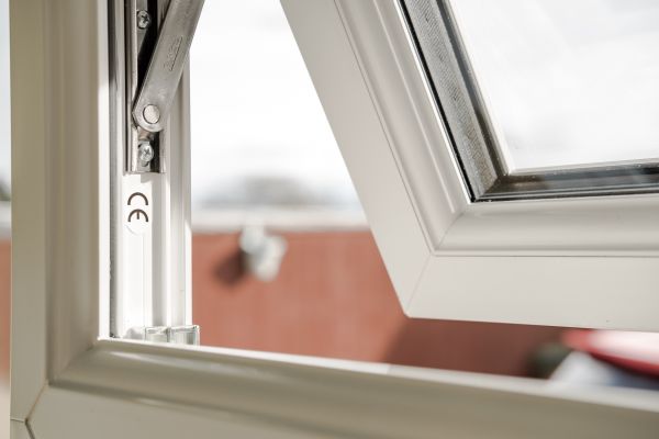 Cost of Window Hinge Replacement in Columbus